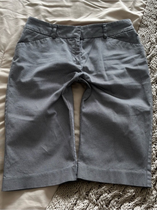 7Th Avenue Design Studio Pants - Tailored Women's Gray Patterned Bermuda Shorts